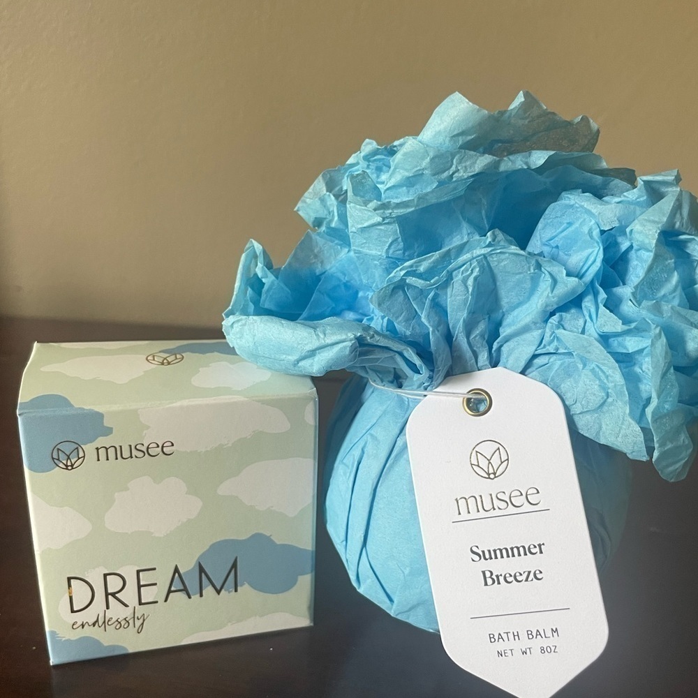 Musee Dream Endlessly Bar Soap & Summer Breeze Bath Balm bomb NWT